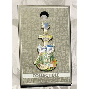 A collectible PIN Hard Rock Guitar designated‎ and sold just at Hard Rock Ca